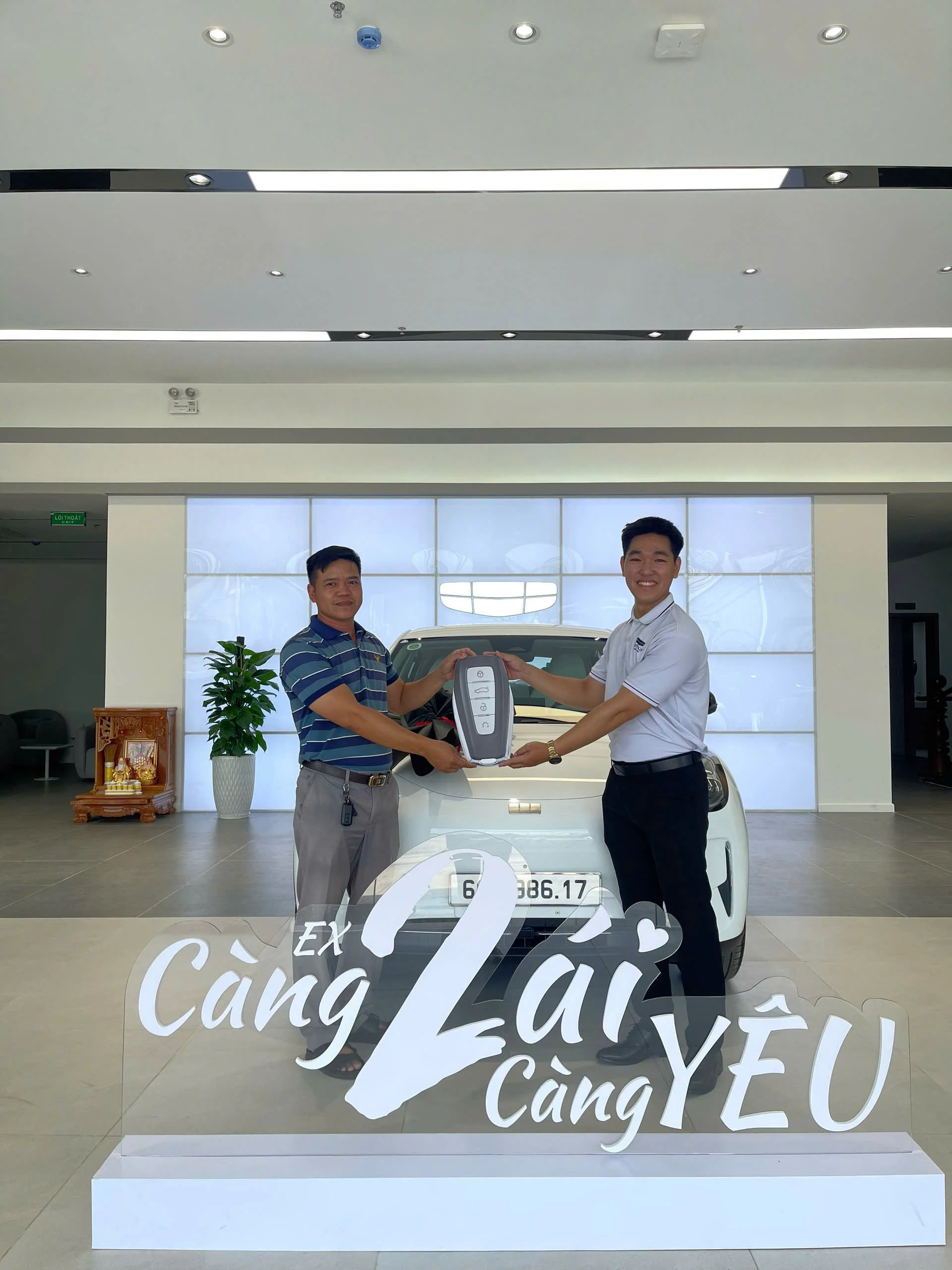 Geely Bienhoa Giao Xe Moi Geelybienhoa.com 2